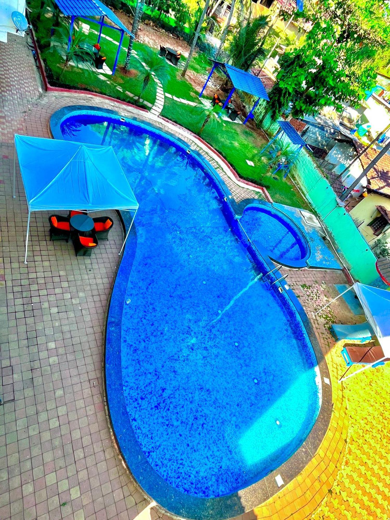 The Calagute Beach Resort By Shivam Resort 1 Km From Beach 칸돌림 외부 사진