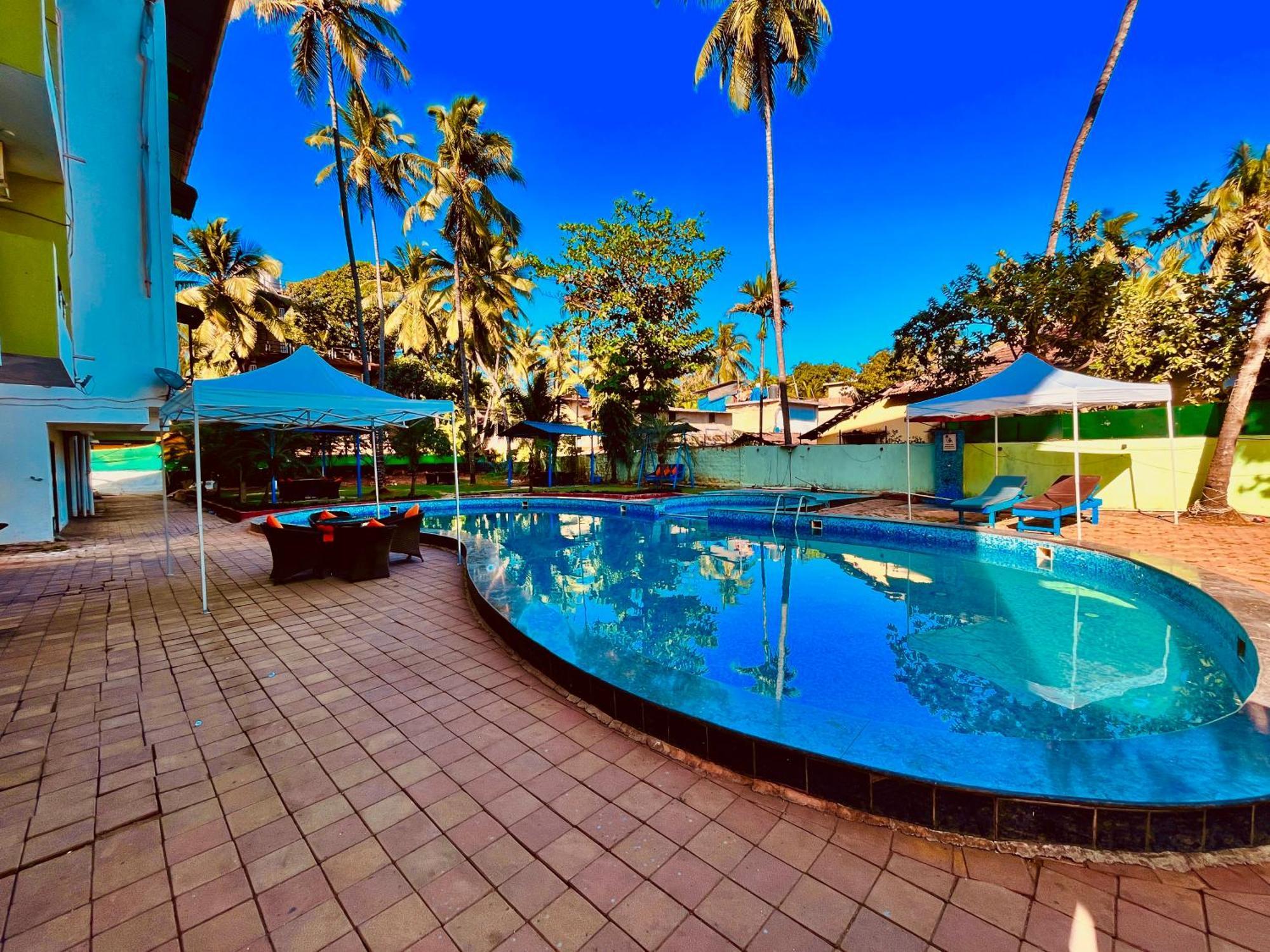 The Calagute Beach Resort By Shivam Resort 1 Km From Beach 칸돌림 외부 사진