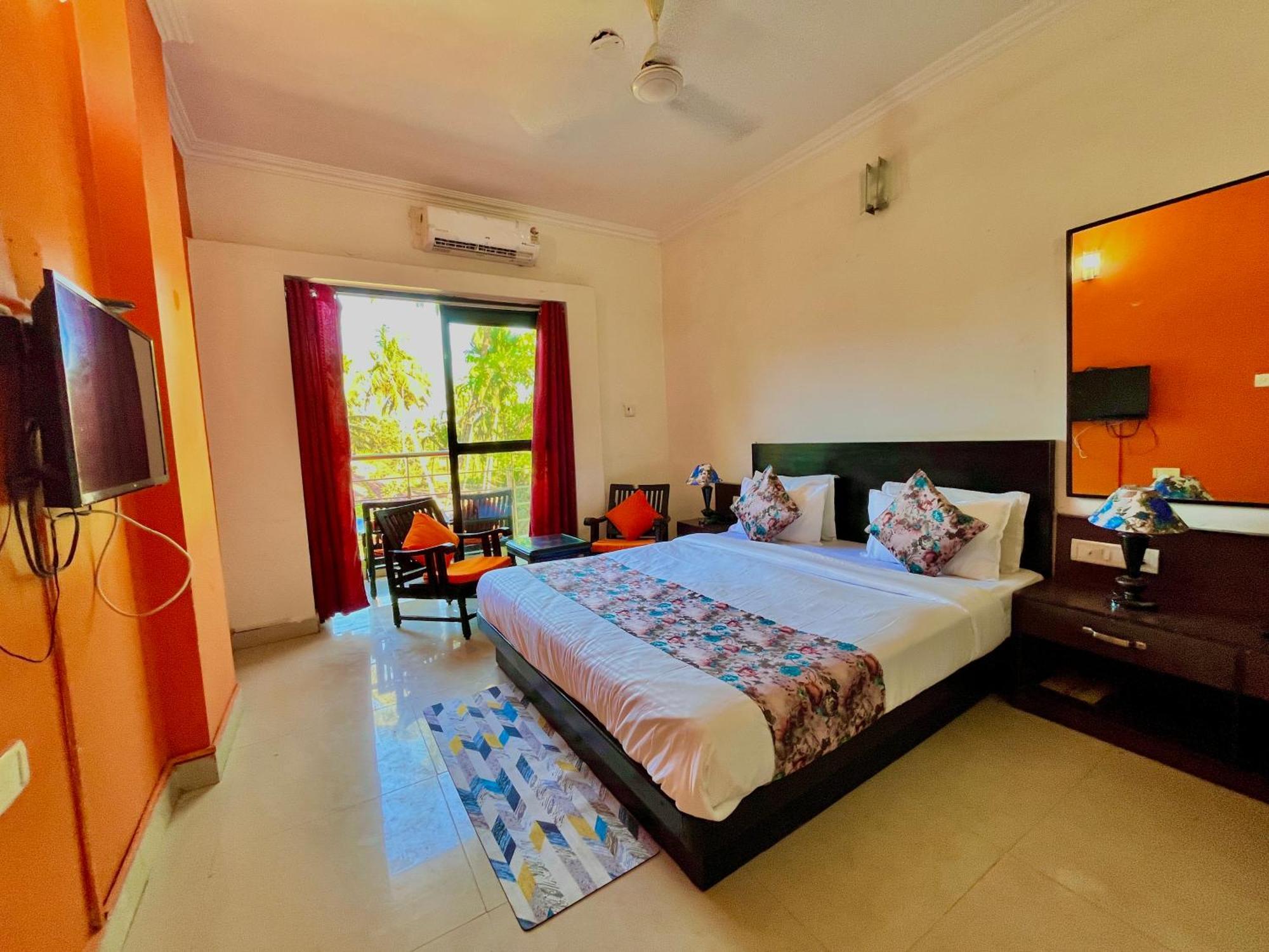 The Calagute Beach Resort By Shivam Resort 1 Km From Beach 칸돌림 외부 사진