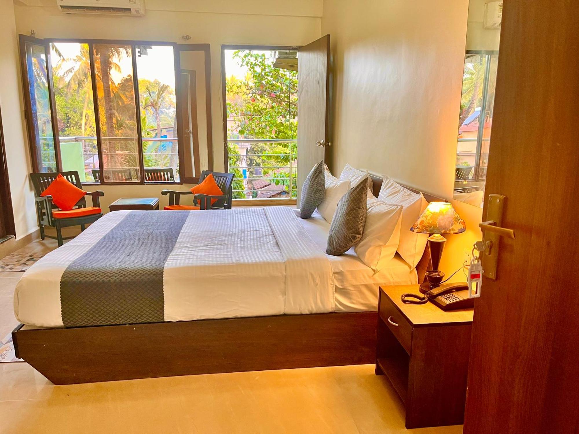The Calagute Beach Resort By Shivam Resort 1 Km From Beach 칸돌림 외부 사진