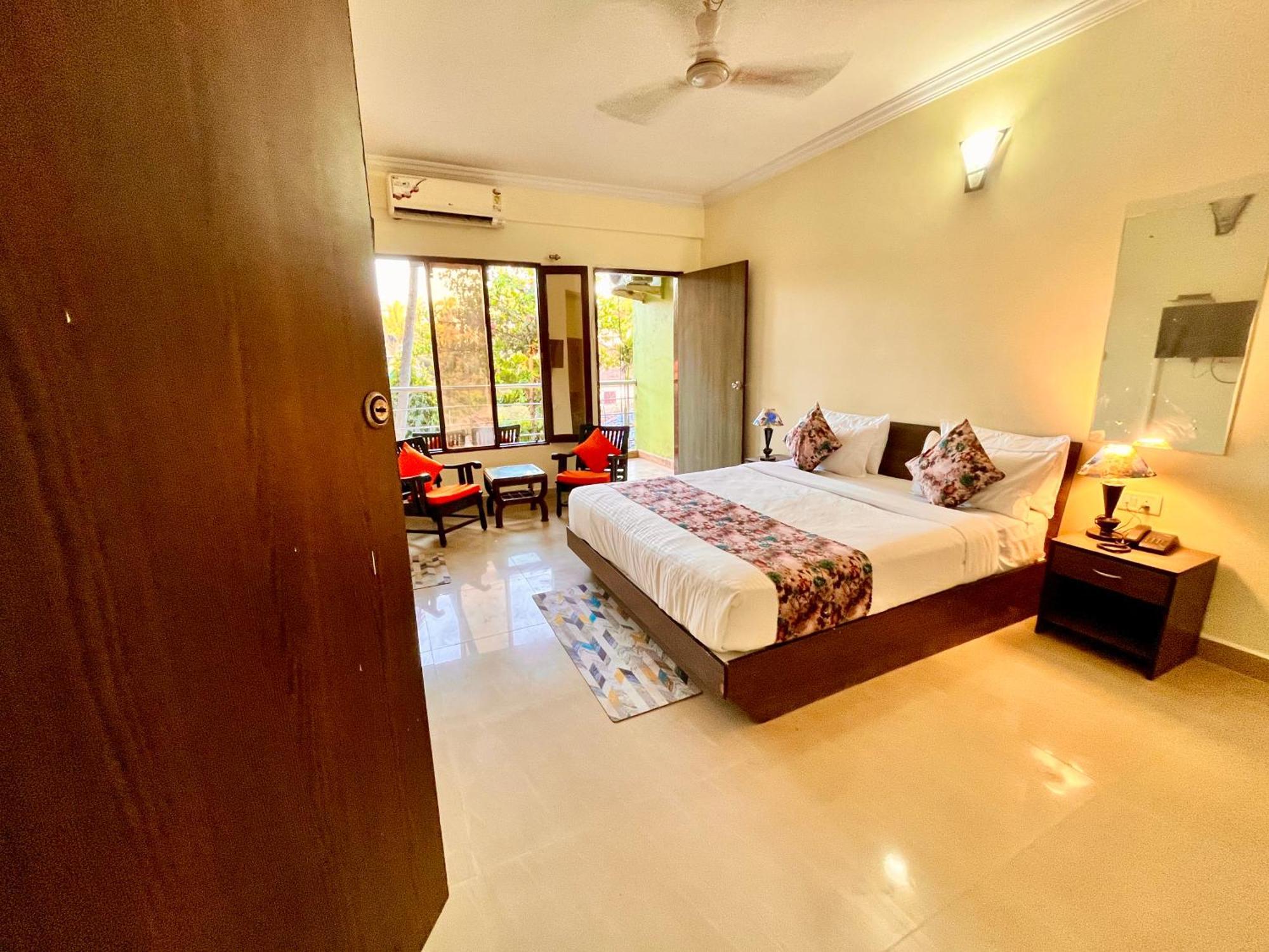 The Calagute Beach Resort By Shivam Resort 1 Km From Beach 칸돌림 외부 사진